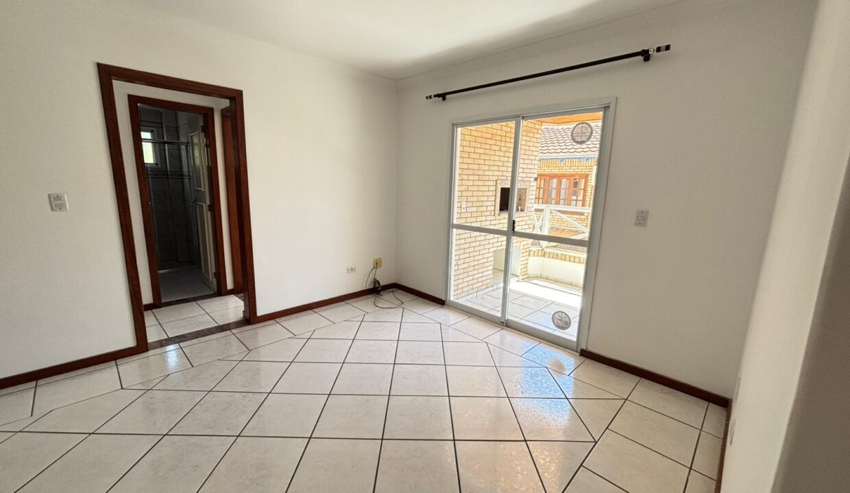 WhatsApp Image 2025-12-05 at 14.17.59 (2)